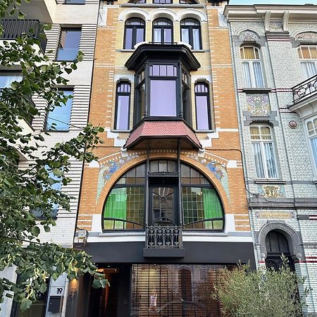 Casa Clementina - 3 Bedroom Apartment In A Art-Nouveau House Gent Exteriör bild