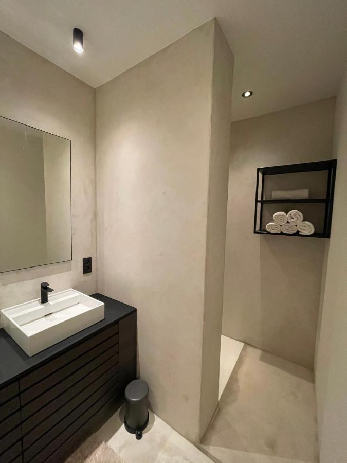 Casa Clementina - 3 Bedroom Apartment In A Art-Nouveau House Gent Exteriör bild